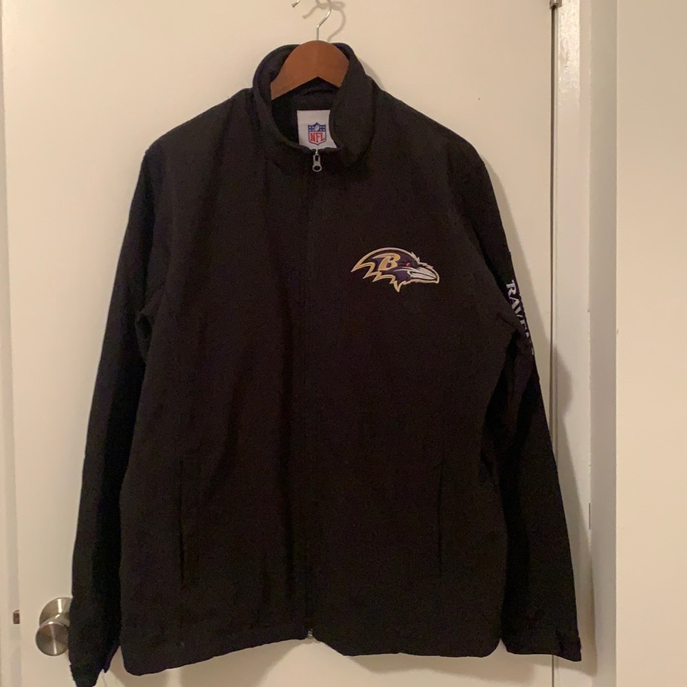 Baltimore Ravens fleece lined softshell jacket. Size men's L